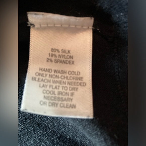 Black XL White House Black Market Cardigan
Silk Sweater - Picture 4 of 4